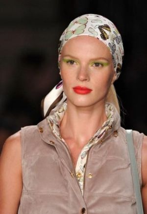 headscarves fashion runway.jpg